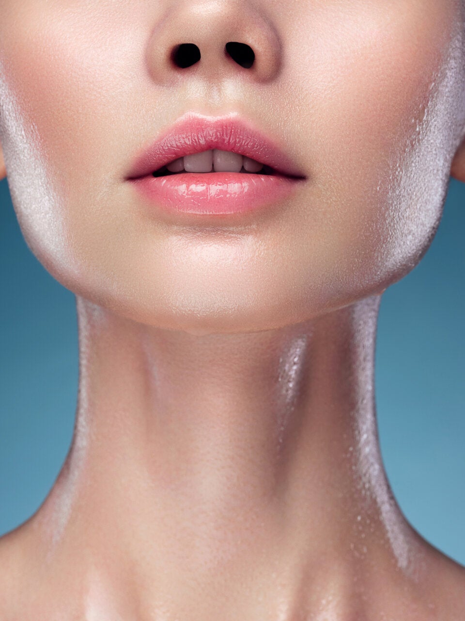 Schwanenhals und schmale Schultern: Die Barbie-Ästhetik boomt.    