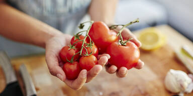 Finger weg: Diese 6 Lebensmittel sollten Sie im M&auml;rz auf keinen Fall kaufen!