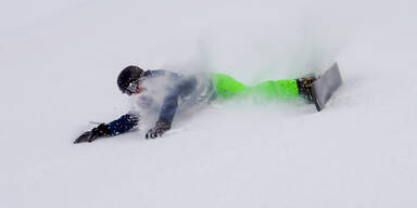Snowboarder