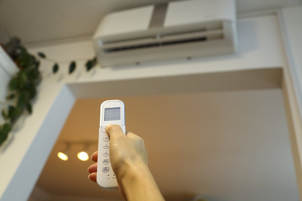 Diese Alltags-Fehler lassen uns an heißen Tagen noch mehr schwitzen