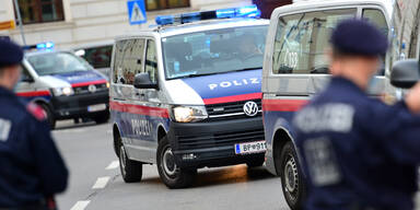 Attacke mit Stemmeisen und Klappmesser: Täter auf der Flucht