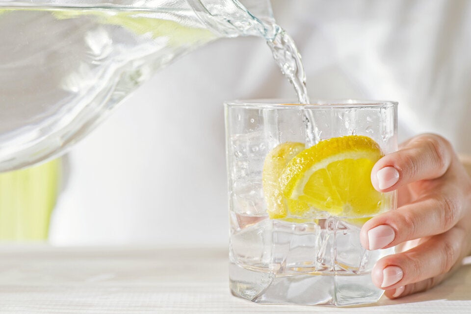 Die Superkräfte von Zitronenwasser: Das steckt dahinter