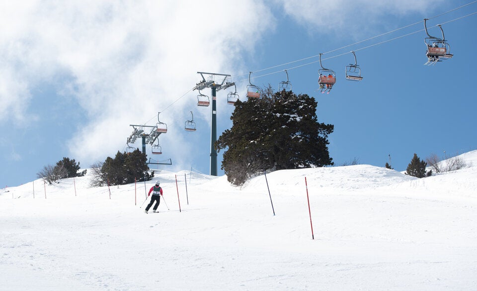Skifahren mit Meerblick? An diesen Orten ist es möglich!