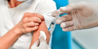 Corona-Impfung - Tirol strafft bei Standorten