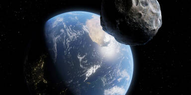 Wir sind für zwei Monate eine Welt mit zwei Monden.