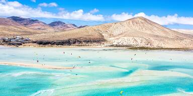 Sonne im Oktober: 8 Urlaubsziele, um den Sommer zu verlängern – von günstig bis luxuriös