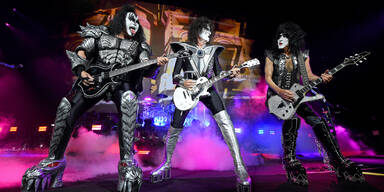 Kiss-Sänger Gene Simmons: ''Lasst euch impfen!''