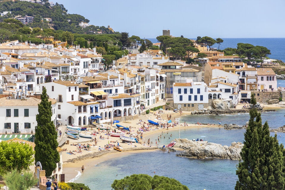 Statt Barcelona: Diese Küstenorte in Spanien sind echte Geheimtipps
