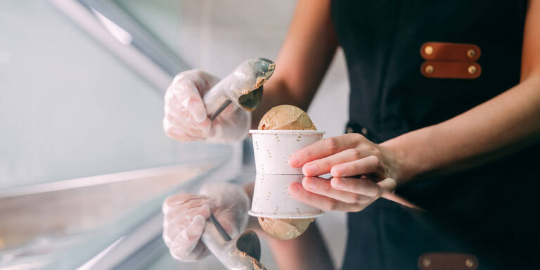Genialer Eissalon-Hack: Mit diesen Tricks stauben Sie IMMER eine größere Portion ab