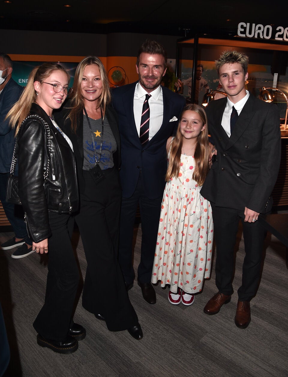 David Beckham mit Kate Moss und seinen Kindern Harper und Cruz