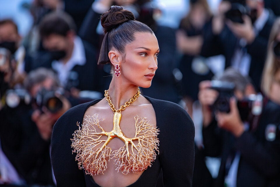 Bella Hadid sorgte über die Jahre mit zahlreichen freizügigen Looks für Schlagzeilen