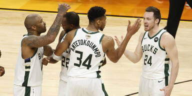 NBA Finale Milwaukee Bucks gegen Phoenix Suns