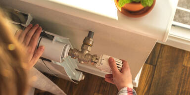 Teure Heiz-Falle im April: So heizen Sie bei wechselhaftem Wetter richtig