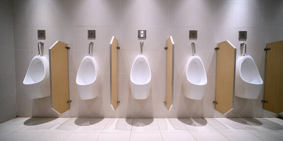 WC-Check offenbart Legionellenrisiko in der Stadthalle