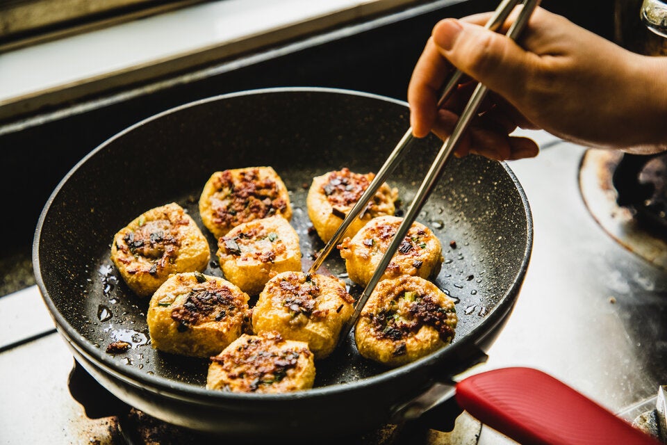 Asiatische Gerichte: Wie Sie Frühlingsrollen, Dumplings und Co. zubereiten