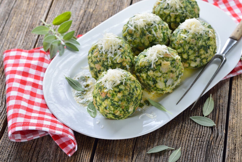 Knödel-Rezepte: Das Traditionsgericht herzhaft serviert