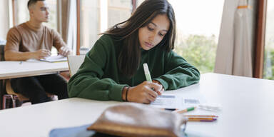 Fernstudium mit 2.000 Euro Rabatt? Warum jetzt eine gute Zeit ist, in die Zukunft zu investieren