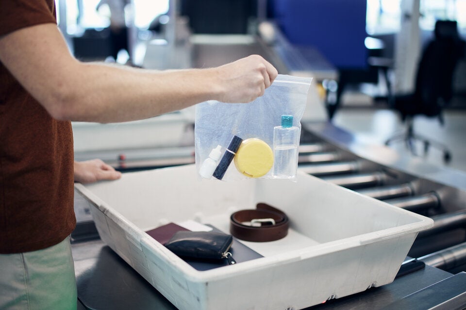 Sprengstoffgefahr: Warum Ihre Handcreme am Flughafen zum Problem werden kann