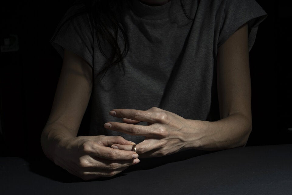 Manchmal passt es einfach nicht in der Liebe. Wir verraten, auf welches Warnsignal Sie hören sollten.