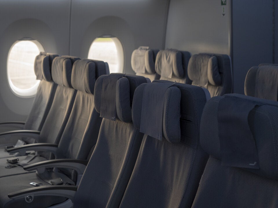 Geheimtricks: So bleibt der Platz im Flugzeug neben Ihnen immer frei