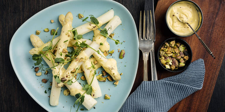 Schlemmen ohne Reue: So zaubern Sie eine kalorienarme Sauce Hollandaise