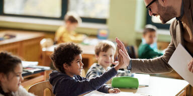 Viele offene Lehrerstellen in Wels – bleibt es beim regulären Schulstart?