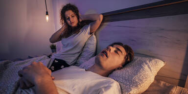 Laut Studie: Dieses &uuml;berraschende Lebensmittel stoppt Schnarchen