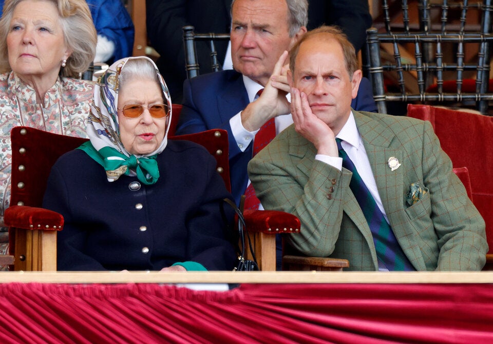 Queen Elizabeth II und Prinz Edward