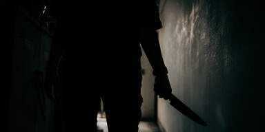 IS-Anhängerin (13) sticht in Psychiatrie auf Betreuerin ein