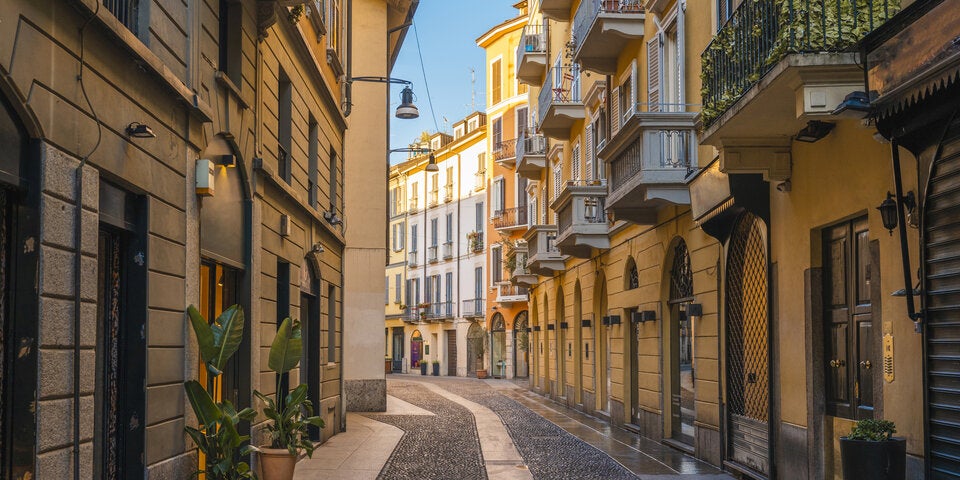 Giorgio Armani: Hier liegen seine 7 europäischen Anwesen