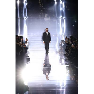 TOM FORD MIT MODEL BELLA HADID & ANOK YAI