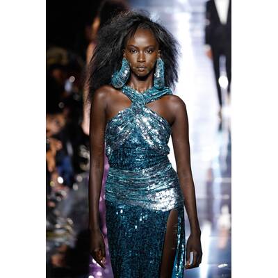 TOM FORD MIT MODEL BELLA HADID & ANOK YAI