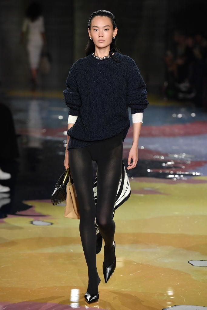 Strumpfhosen als Hosen? So trägt man den Naked-Trend!