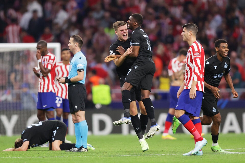 Napoli fixiert mit 4:2 über Ajax Achtelfinaleinzug