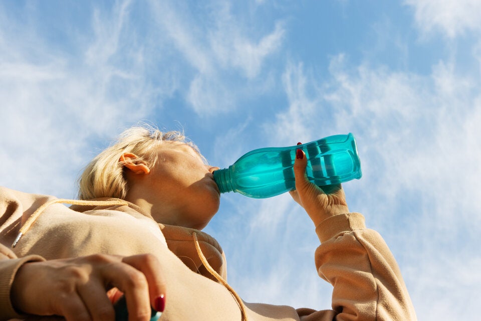 Bei Hitze: So viel Wasser müssen Sie jetzt wirklich trinken