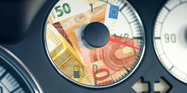 Kopfsto&szlig; f&uuml;r Gr&uuml;ne: &Ouml;VP-Pernkopf: "CO2-Bepreisung aussetzen"