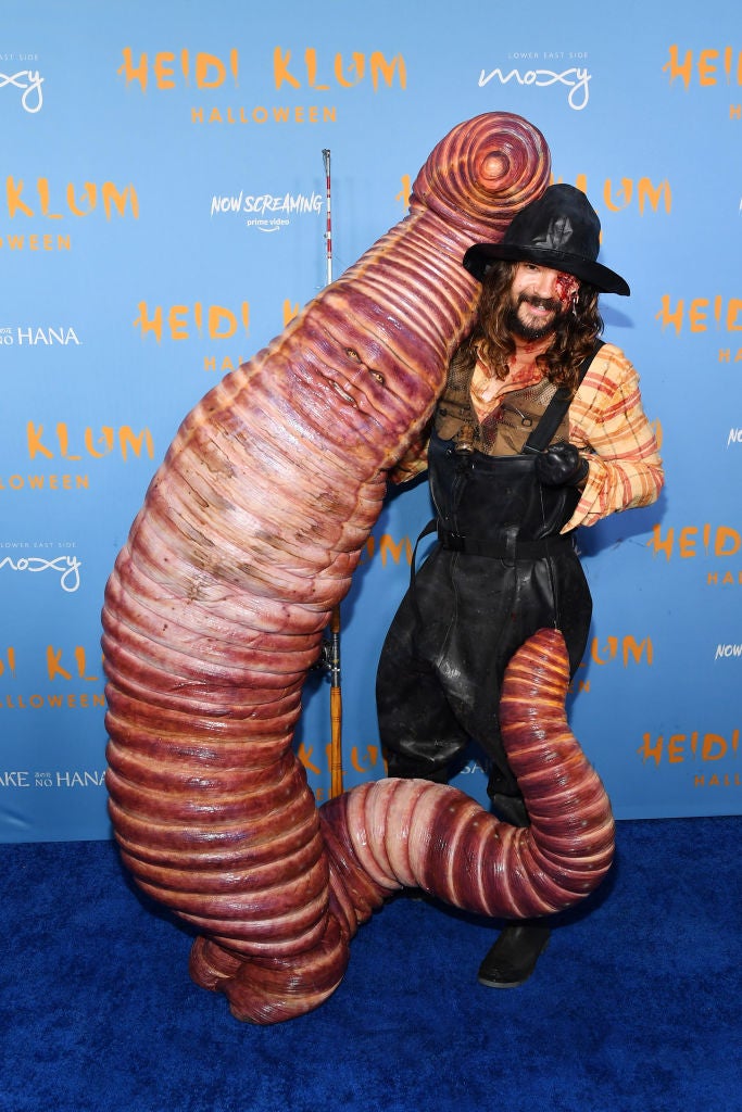 Heidi Klum als Wurm an der Angel von Ehemann Tom Kaulitz.