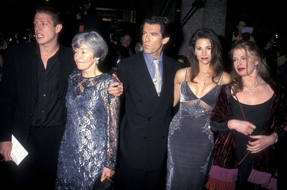 Christopher Brosnan, May Smith, Pierce Brosnan, Keely Shaye Smith, Charlotte Brosnan.