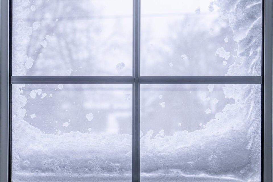 Fenster-Check im Winter: Diese einfachen Tricks senken Ihre Heizkosten!