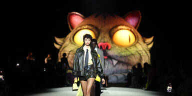 Fashion Week: Schräge Shows und luxuriöse Styles