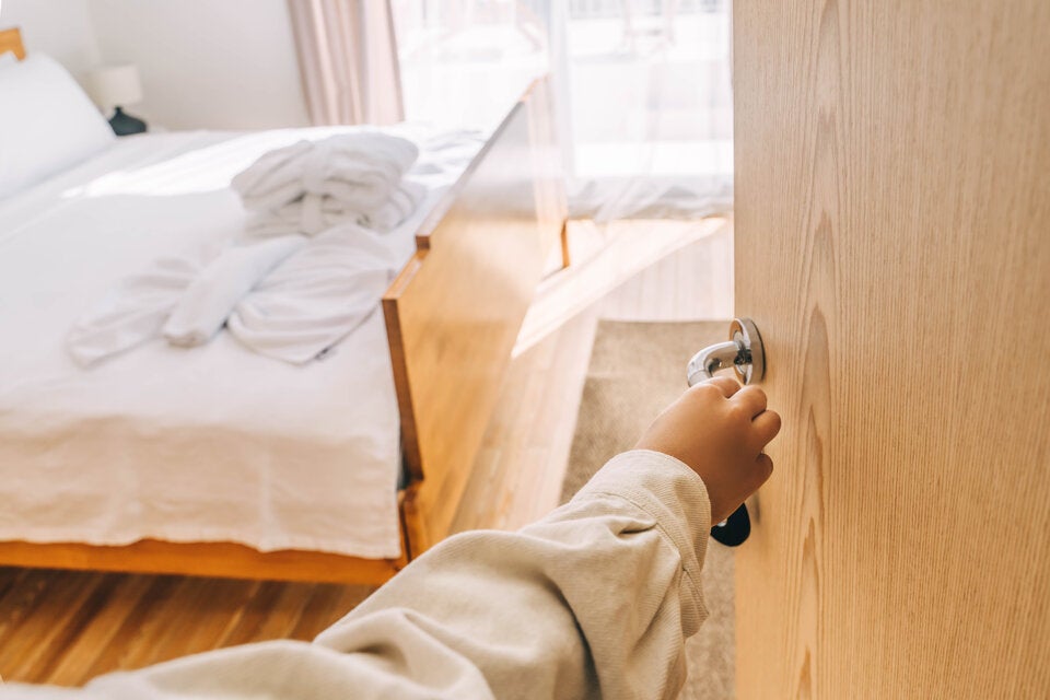 Gesundheitsgefahr: Deshalb sollten Sie die Schlafzimmertür nachts schließen