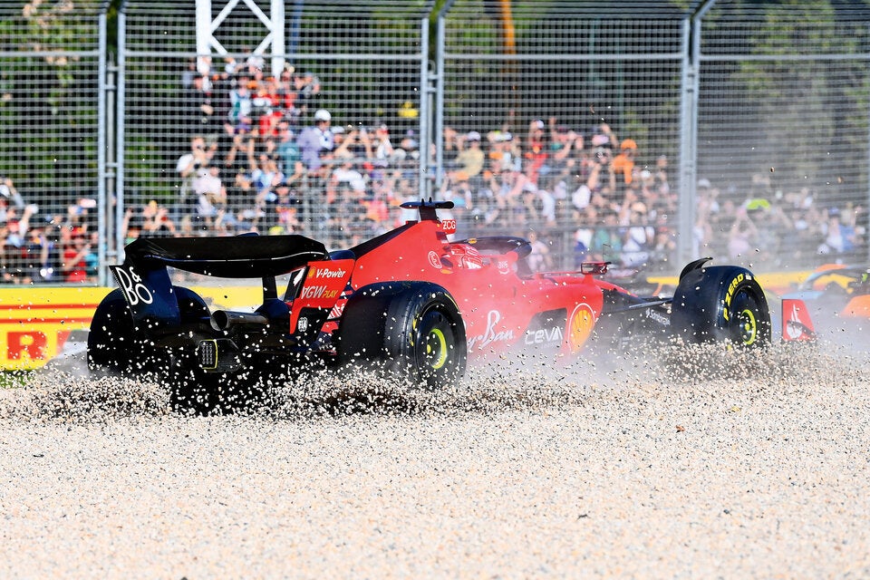 Ferrari Pleiten-Saisonstart Charles Leclerc