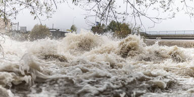 12 Meter hohe Monsterwellen auf Mallorca erwartet