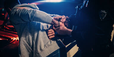 Afghane Vergewaltigung Abegeschoben