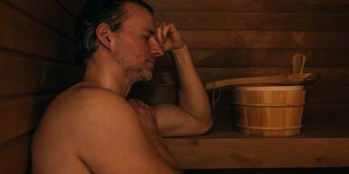 In diesen Fällen ist Sauna TABU – wann das Schwitzen gefährlich wird