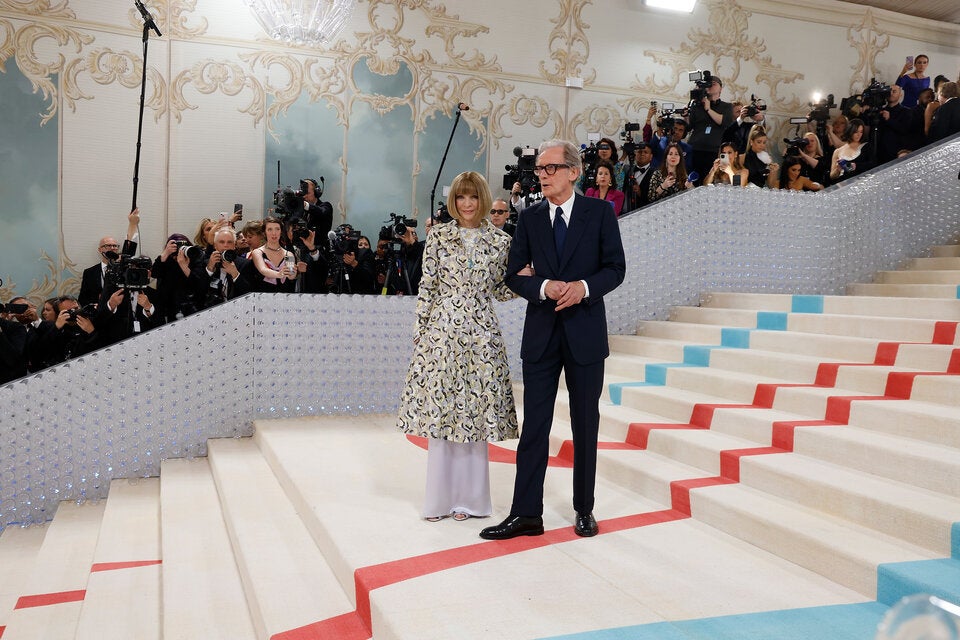 Selfies, Zwiebeln & Sitzdrama: Das sind die absurden Regeln der Met Gala