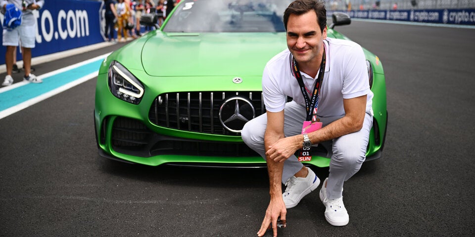 Rasen-Gott Roger Federer macht auch auf Asphalt gute Figur