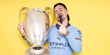 Diebe klauen Fu&szlig;ball-Star 1 Million-Euro-Schmuck