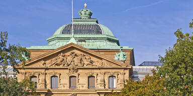 Gericht spricht K&auml;ufern im VW-Abgasskandal Restschadenersatz zu