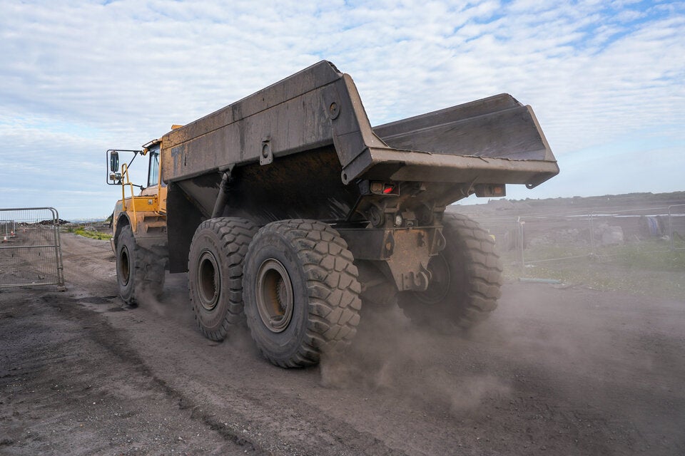 Baufahrzeuge gestohlen - sechsstellige Schadenssumme